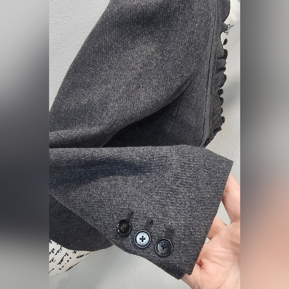 Ann Taylor Loft Women's Grey Wool Blend Ruffled Collar Crop Blazer Size 0P NWT - Picture 5 of 13